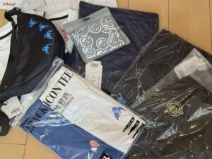 グラニフと攻殻機動隊コラボの購入品（タチコマ・笑い男・草薙素子の服やバッグ）を並べたアイキャッチ画像