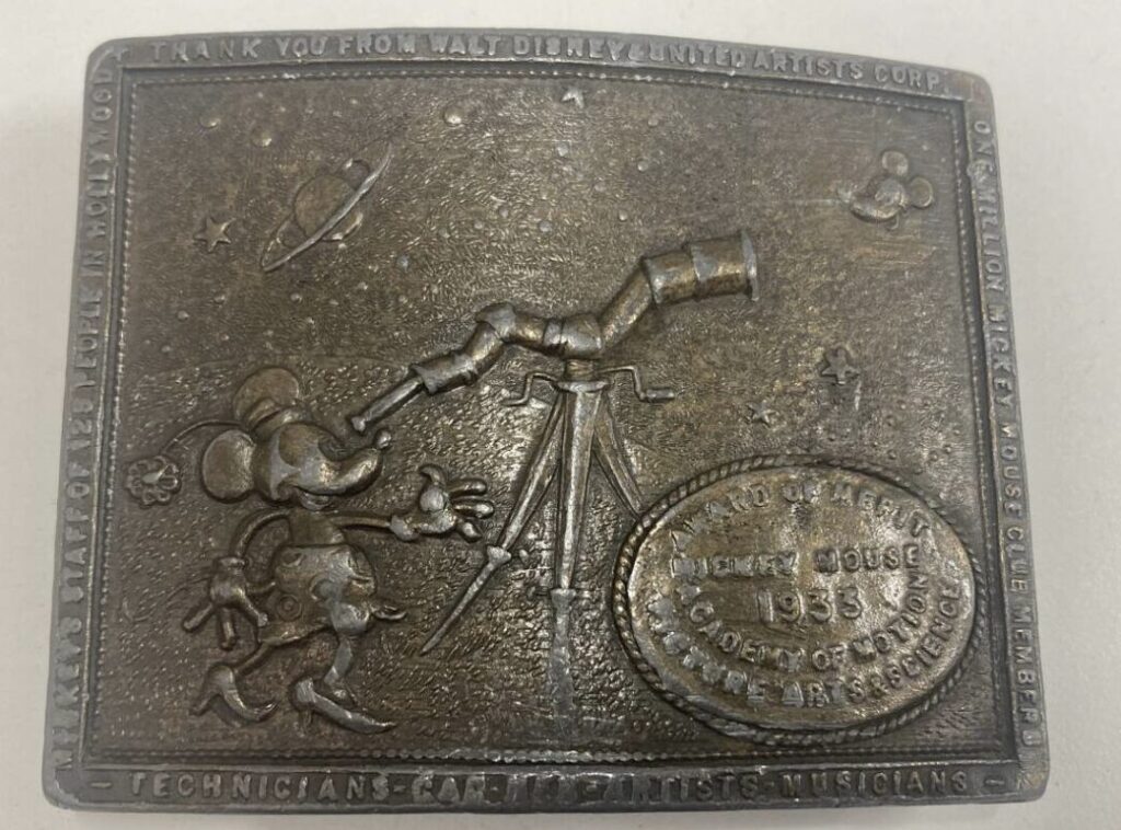 ヤフオク　ミッキーマウス ベルトバックル（1933年製）